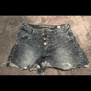 Size 6 Mineral Wash Highwaisted Shorts A+E